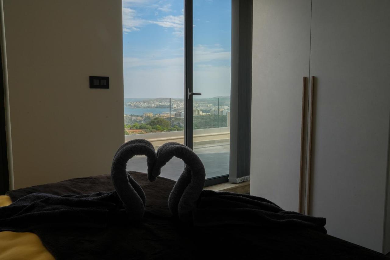 Lux Sea&Country Views With Pool Apartment เมลลิฮา ภายนอก รูปภาพ